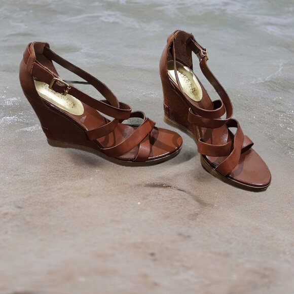 Lauren Ralph Lauren Shoes - Lauren Ralph Lauren Leather Strappy Sandles Cloth Heel